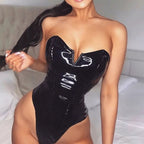 Body Dominique – Couro Sintético Sexy Tomara que Caia com Decote V Profundo