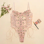 Body Rosa Bella com Bordado Floral e Amarração Lateral – Sensualidade em Cada Detalhe