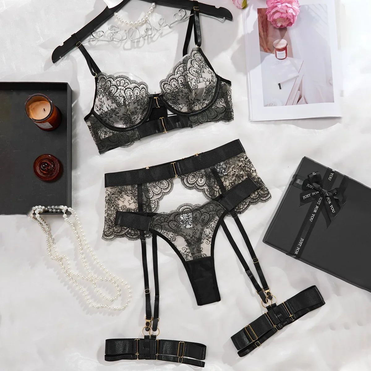 Lolita – Lingerie Sexy em Tule Transparente com Bordado Floral