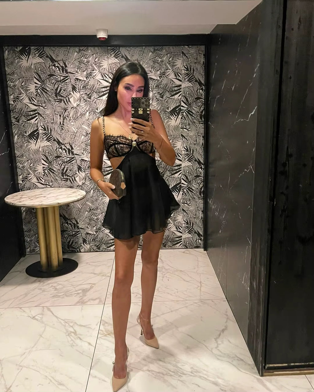 Constella – A peça que traduz mistério e glamour