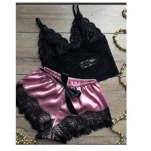 Conjunto Alana – Lingerie 2 Peças em Cetim com Renda Estilo Princesa
