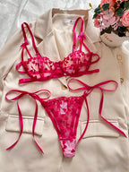 Conjunto Butterfly Kiss – Lingerie Sexy Bordada com Laços e Detalhes Românticos