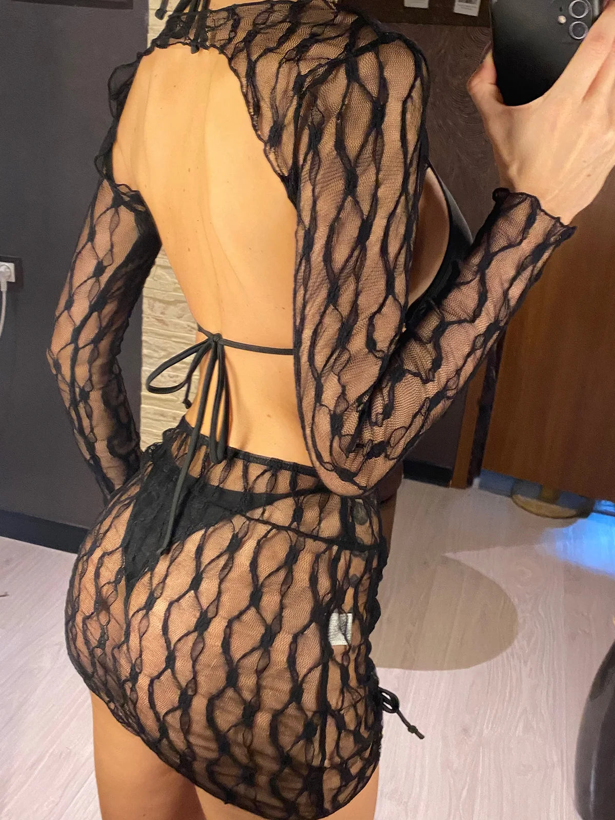 Biquíni 4 Peças Branco com Saia e Manga Longa em Renda – Lux White | Flor de Pimenta