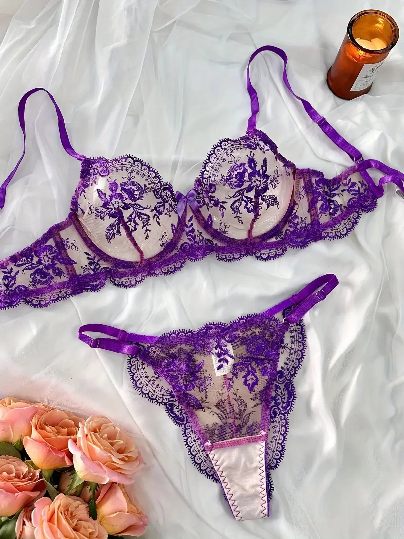 Conjunto Isadora – Lingerie Sexy com Renda Floral e Transparência Elegante
