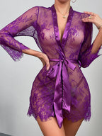 Robe La Vie – Transparente com Renda Delicada e Toque Elegante