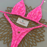 Rosa neon com estampa animal print em pink.