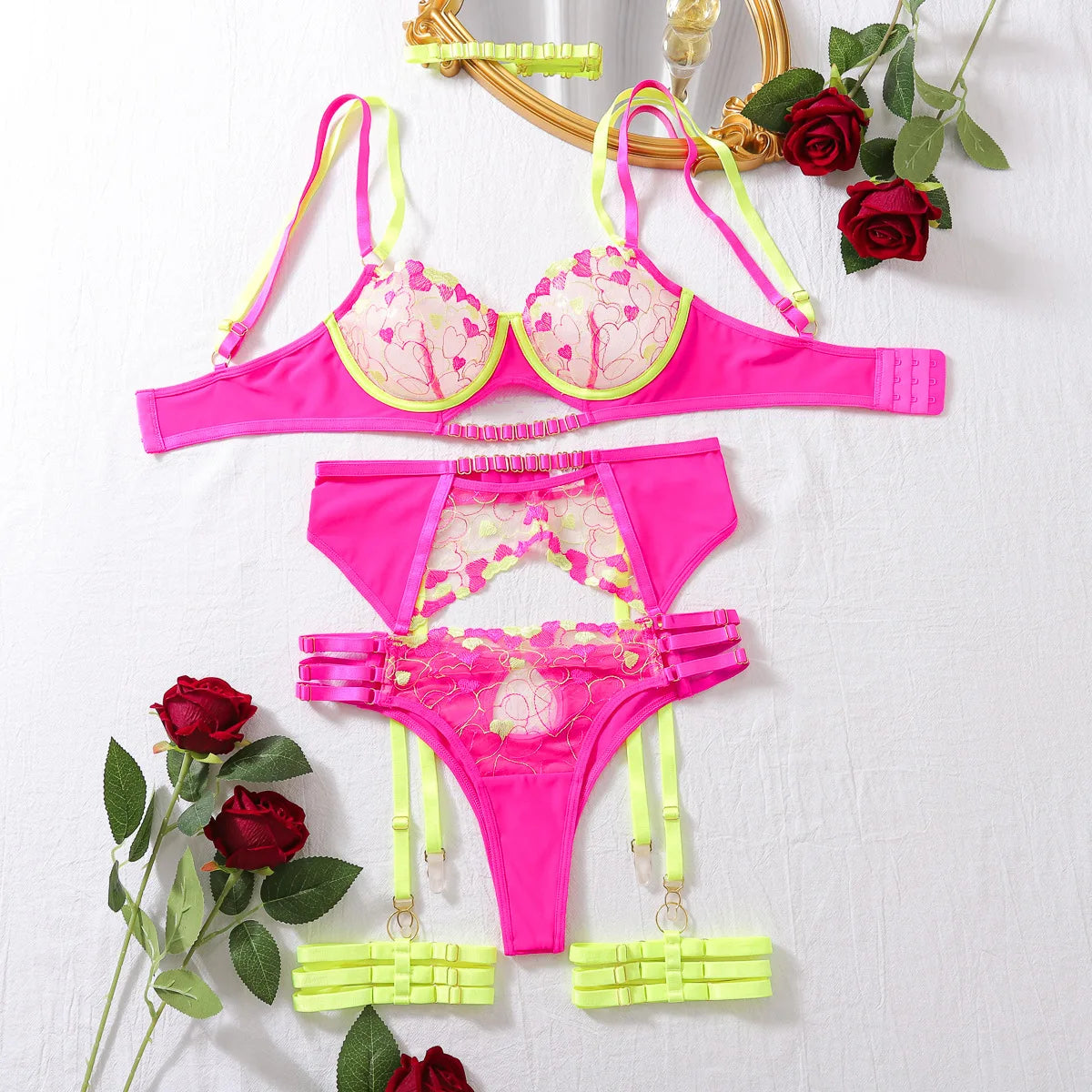 Conjunto de Lingerie Neon Nicole – Bordado Floral em Tule Transparente com Cinta-Liga