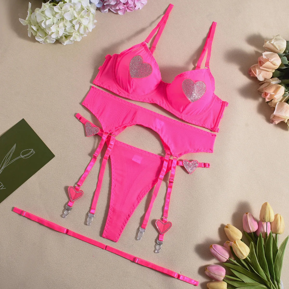 Conjunto Love com Strass Cintilante – 3 peças