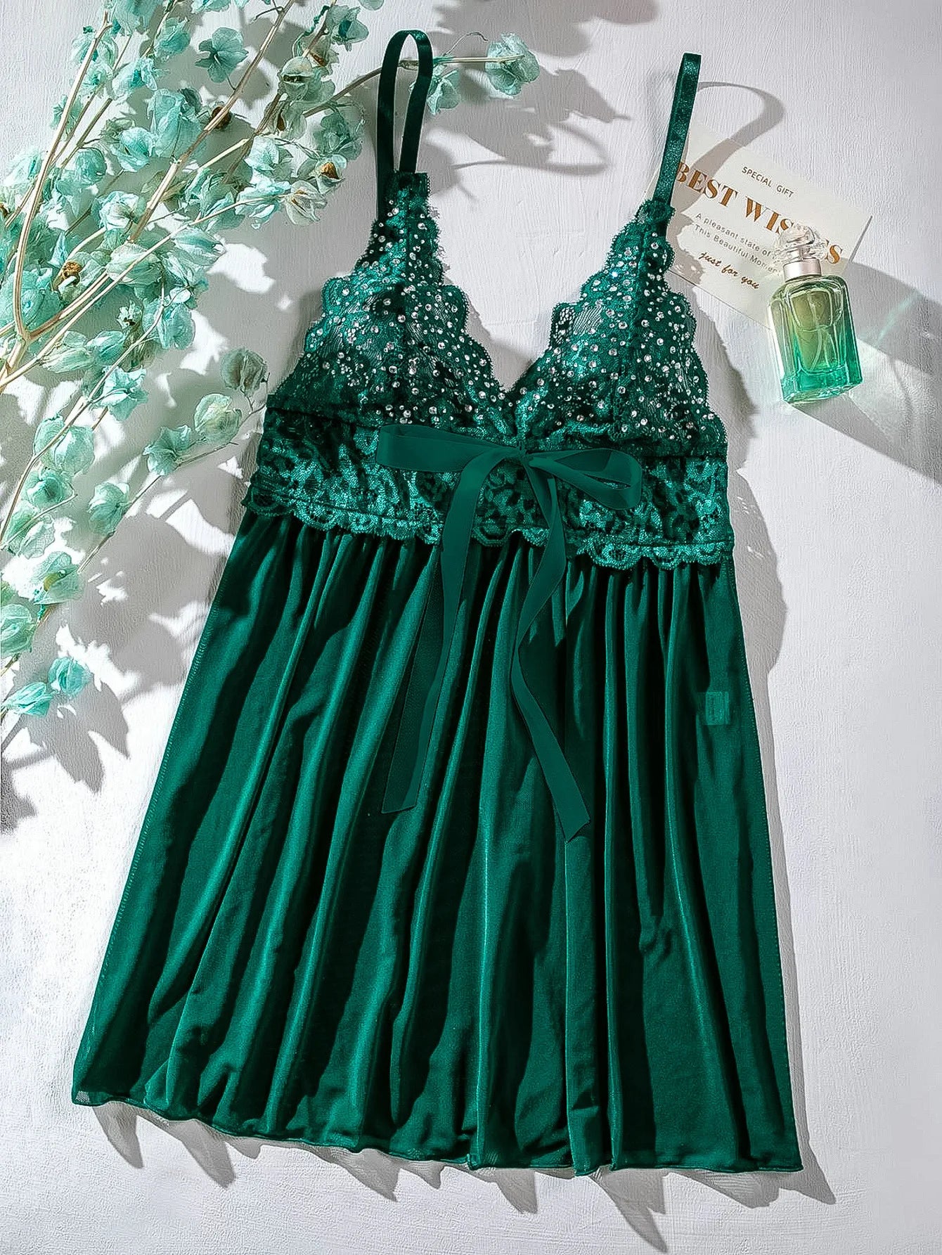 Camisola Stella – Mini Dress Sexy com Renda, Transparência e Strass