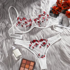 Conjunto Luara – Lingerie Bordada em Tule Transparente com Renda Floral