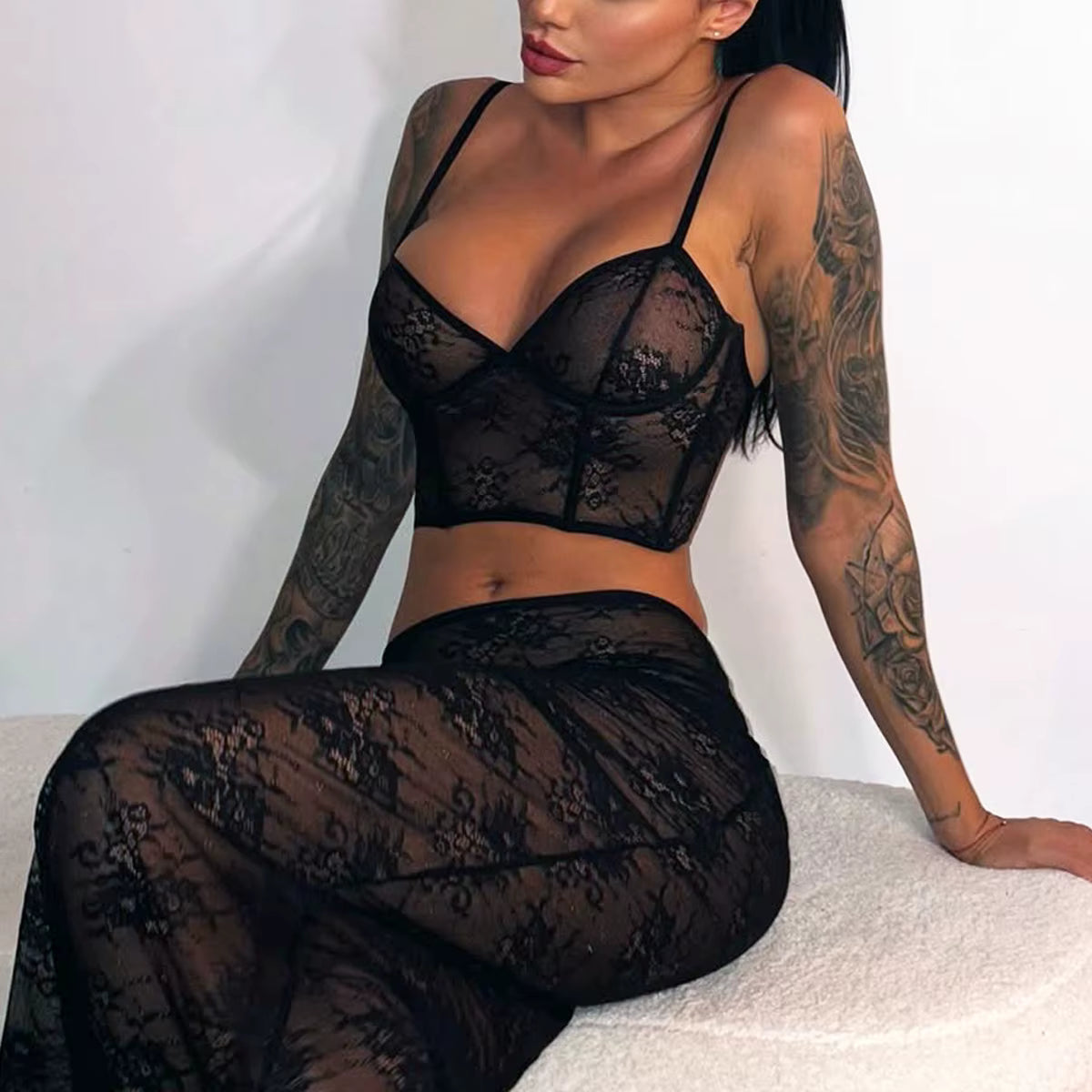 Conjunto Paris Allure – Quatro Peças em Renda Transparente