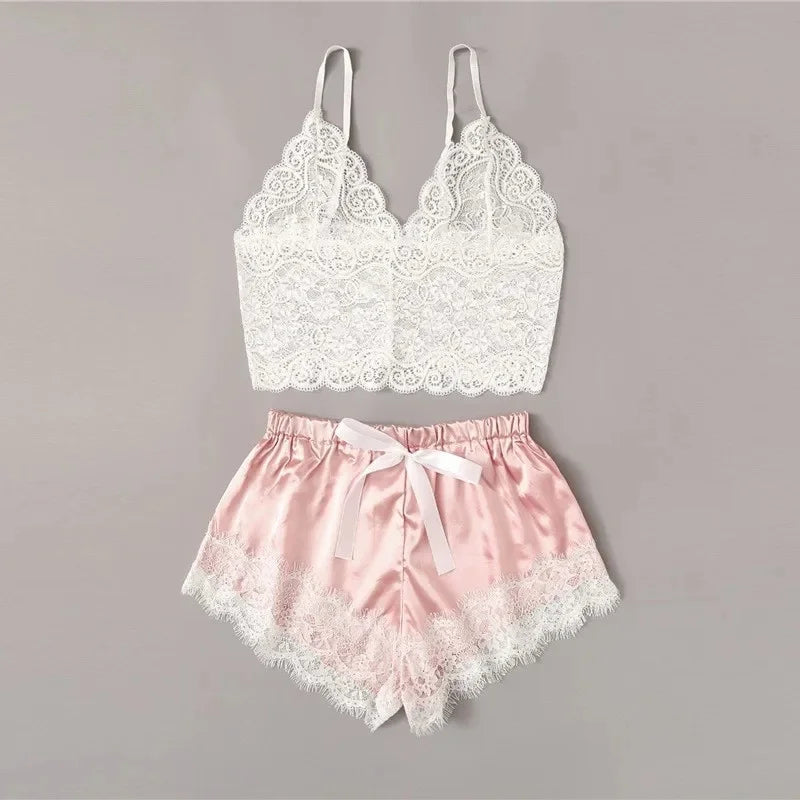 Conjunto Alana – Lingerie 2 Peças em Cetim com Renda Estilo Princesa