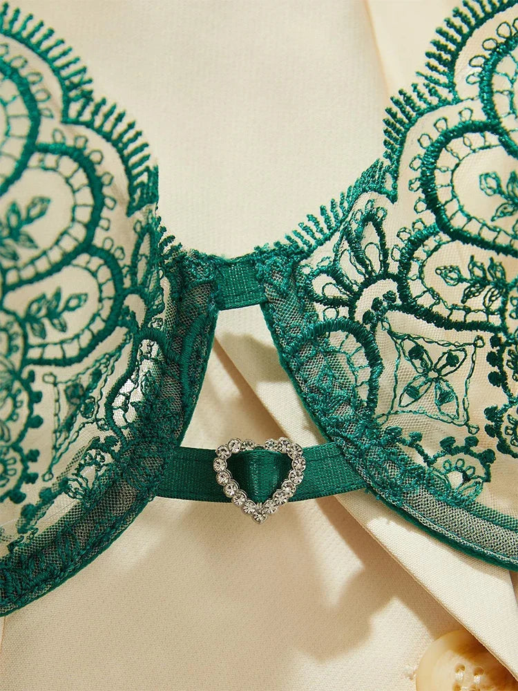Conjunto Verena – Lingerie 2 Peças em Renda Verde com Transparência e Bojo Leve