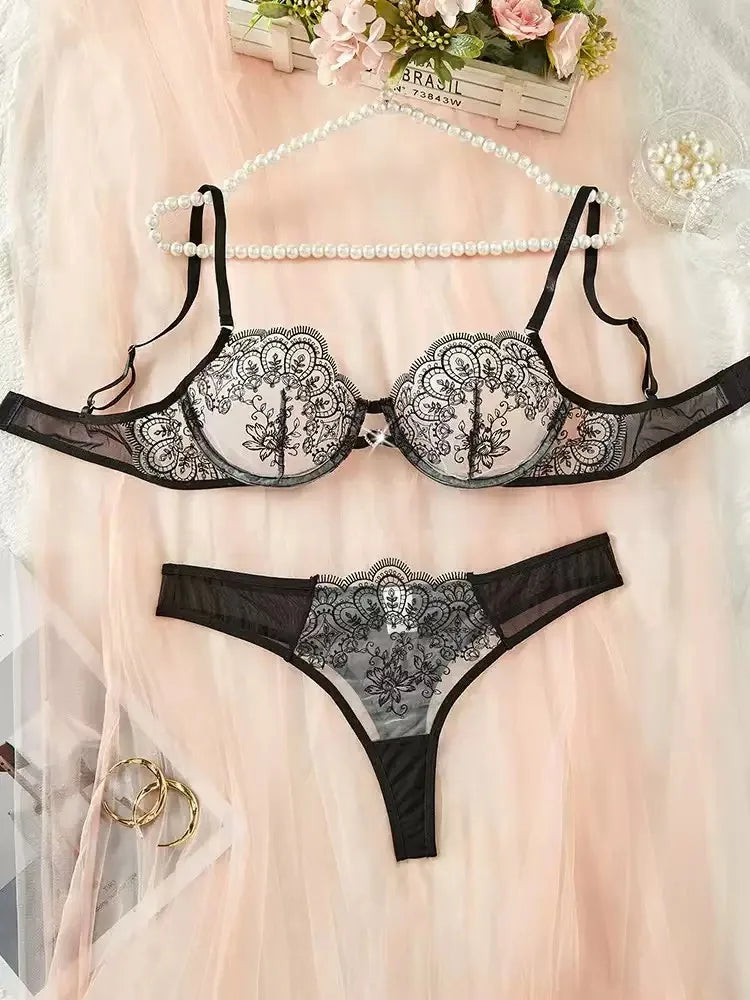Conjunto Verena – Lingerie 2 Peças em Renda Verde com Transparência e Bojo Leve