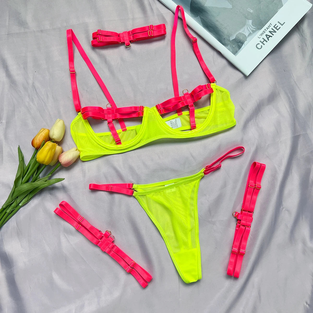 Conjunto de Lingerie Natasha – 4 Peças Ousadas para Sedução Completa